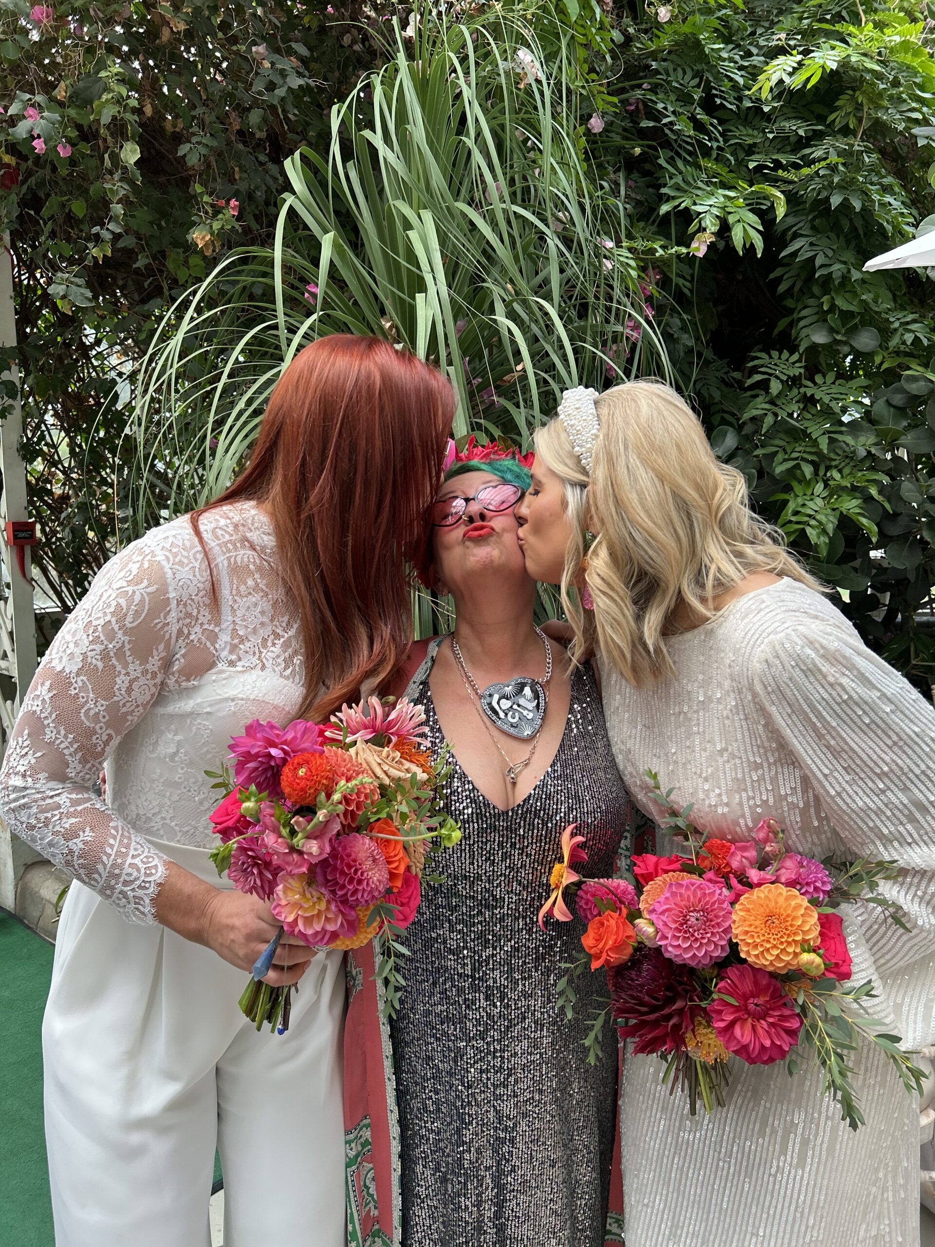Two fabulous brides giving instant feedback xx